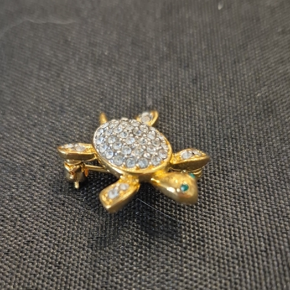 Joan Rivers Vintage Gold And Rhinestne Turtle Brooch - Picture 2 of 5